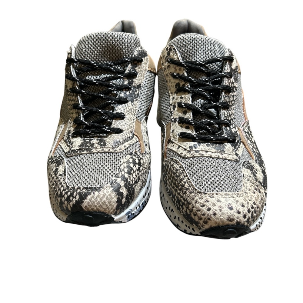 Steve Madden Tennis Shoes - Picture 3 of 8